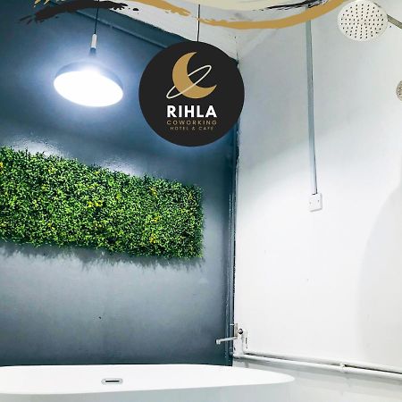 Auberge de jeunesse Rihla Dataran Tengah à Gua Musang Extérieur photo